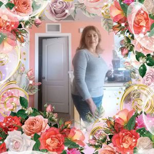 Meet your Posher, Evelia